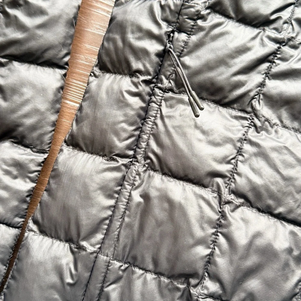 The North Face Men’s Thermoball Black Puffer Jacket - Picture 5 of 9